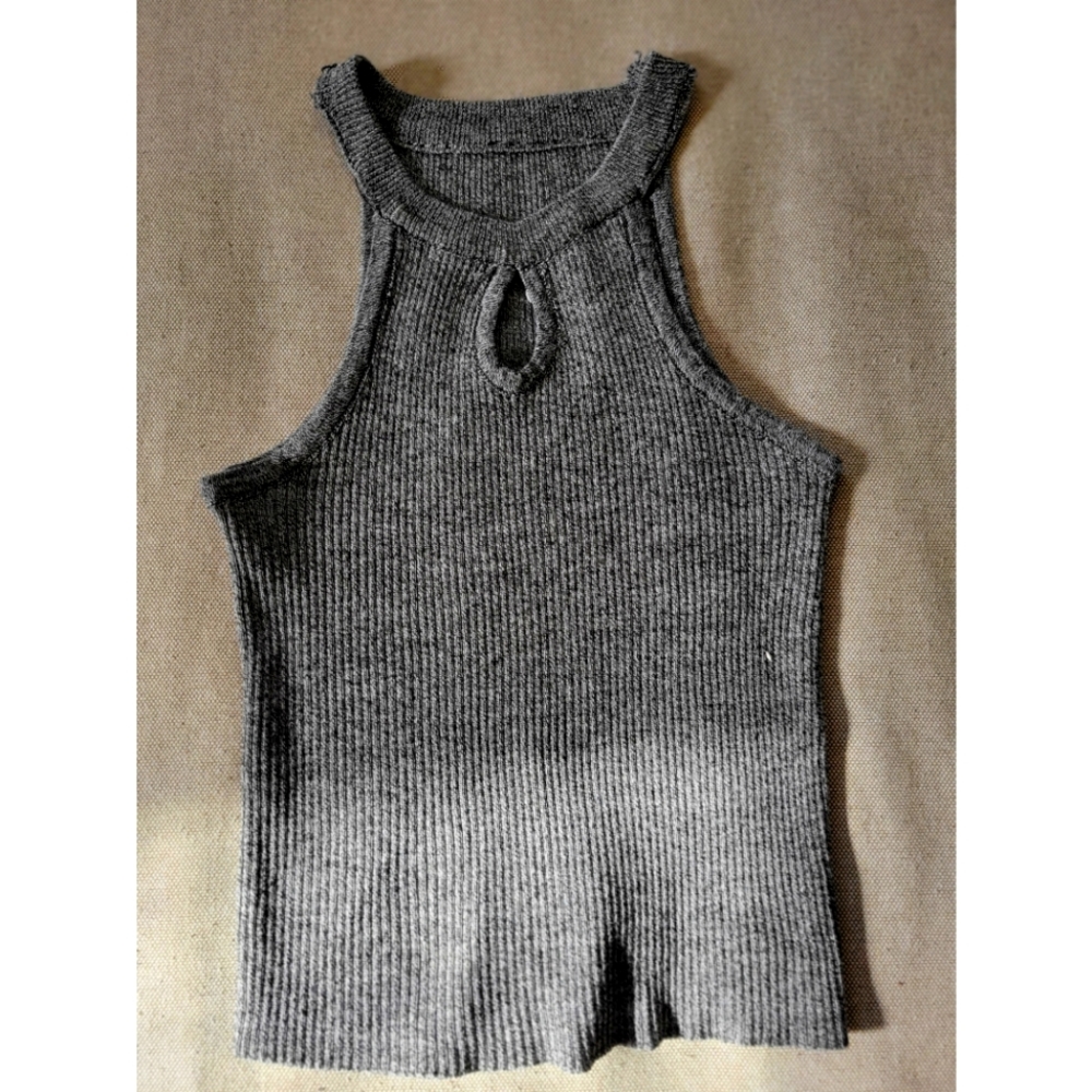 Ribbed Crop Top